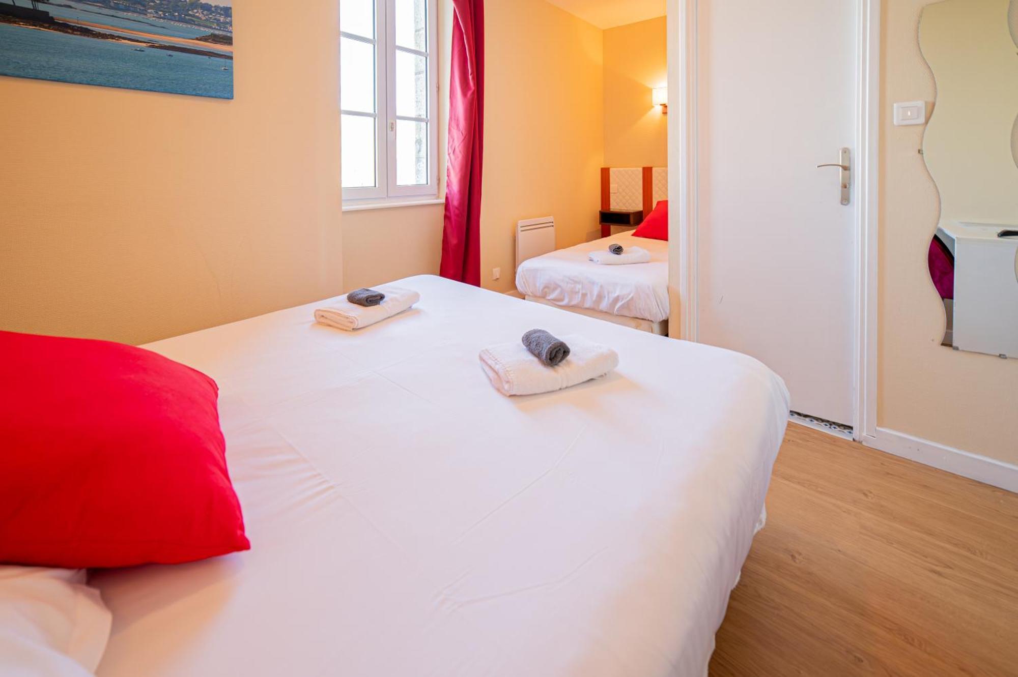 Hotel De La Mairie Saint-Pol-de-Léon Eksteriør billede